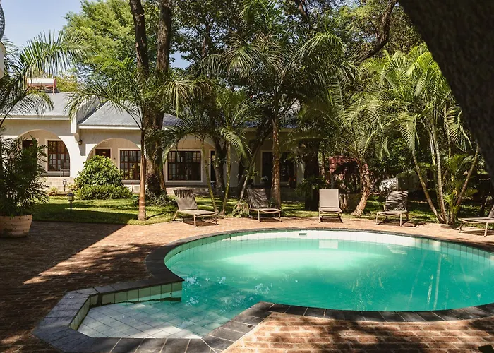 Jacaranda Lodge