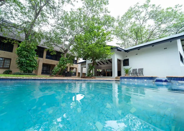 Family resorts Mopani Lodge Victoria Falls